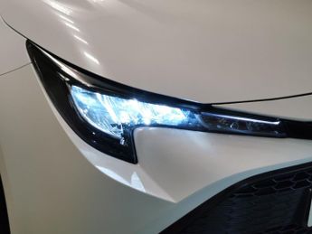 Toyota Corolla 1.8 VVT-h GPF Icon CVT (122 ps) - LANE DEPARTURE ALERT - BLUETOO