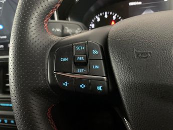 Ford Focus 1.0T EcoBoost MHEV ST-Line DCT (125 ps) - LANE DEPARTURE  - KEYF
