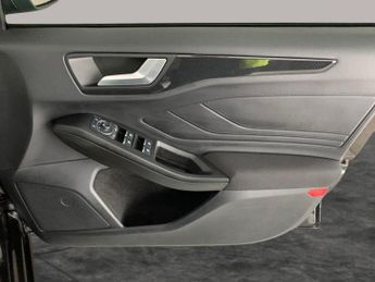 Ford Focus 1.0T EcoBoost MHEV ST-Line DCT (125 ps) - LANE DEPARTURE  - KEYF