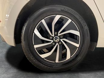 Volkswagen Polo 1.0 TSI Life DSG (95 ps) - PADDLE SHIFT - AIR CON - DAB