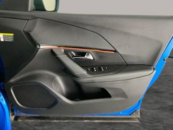 Peugeot E-2008 50kWh GT (7kW Charger) (136 ps) - REVERSE CAM - NAV - HEATED SEA