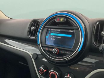 Mini Countryman 1.5 7.6kWh Cooper SE Plug-in ALL4 (224 ps) - ROOF AND MIRROR CAP