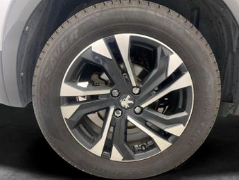 Peugeot E-2008 50kWh GT (7kW Charger) (136 ps) - REVERSE CAM - NAV - HEATED SEA