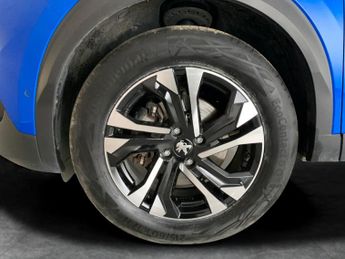 Peugeot E-2008 50kWh GT (7kW Charger) (136 ps) - REVERSE CAM - NAV - HEATED SEA