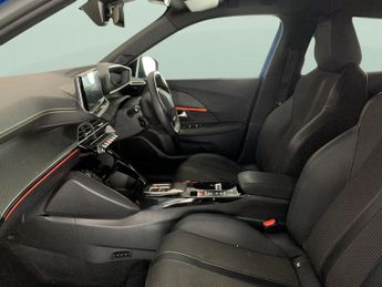 Peugeot E-2008 50kWh GT (7kW Charger) (136 ps) - REVERSE CAM - NAV - HEATED SEA