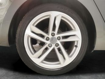 Audi A1 1.0 TFSI 30 S line Sportback S Tronic (116 ps) - CRUISE - DRIVIN