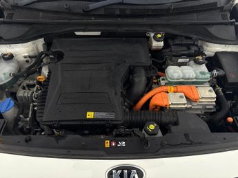 Kia Niro 1.6 GDi 8.9kWh 3 Plug-in DCT (139 bhp) - HEATED LEATHER - HEATED
