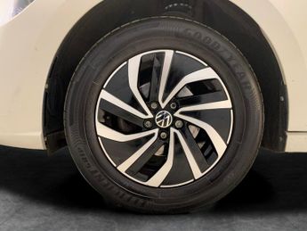 Volkswagen Polo 1.0 TSI Life DSG (95 ps) - PADDLE SHIFT - AIR CON - DAB