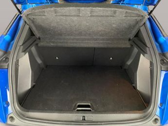 Peugeot E-2008 50kWh GT (7kW Charger) (136 ps) - REVERSE CAM - NAV - HEATED SEA