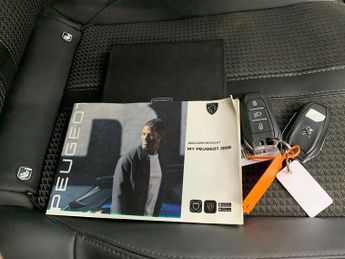 Peugeot E-2008 50kWh GT (7kW Charger) (136 ps) - REVERSE CAM - NAV - HEATED SEA