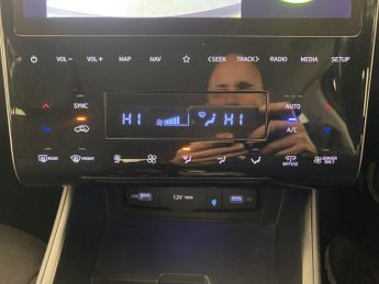 Hyundai Tucson 1.6 h T-GDi Premium (230 ps) - HEATED SEATS - HEATED STEERING