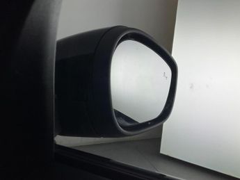 Ford Mustang Mach-e Standard Range 70kWh Automatic (269 ps) - KEYLESS ENTRY - REVERS