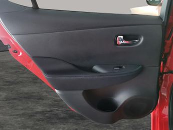 Nissan Leaf 40kWh Acenta (150 ps) - LANE DEPARTURE  - AIR CON - KEYLESS STAR