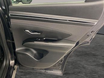 Hyundai Tucson 1.6 h T-GDi Premium (230 ps) - HEATED SEATS - HEATED STEERING