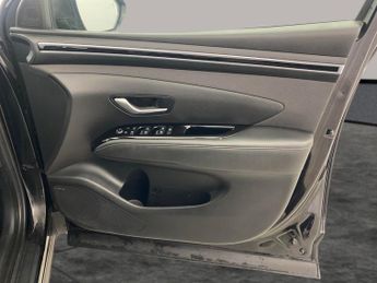 Hyundai Tucson 1.6 h T-GDi Premium (230 ps) - HEATED SEATS - HEATED STEERING