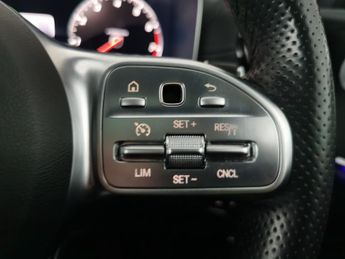 Mercedes-Benz E Class 2.0 E350 AMG Line (Premium Plus) Coupe G-Tronic+ (313 ps) - SELF
