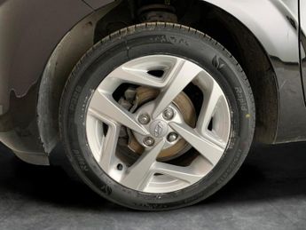 Hyundai i10 1.0 SE Connect (67 ps) - CRUISE - AIR CON - DAB