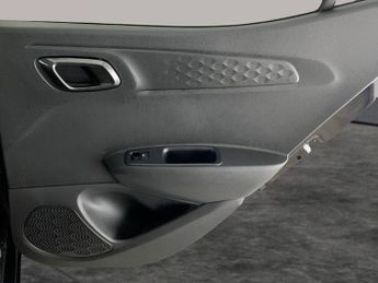 Hyundai i10 1.0 SE Connect (67 ps) - CRUISE - AIR CON - DAB