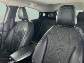 Ford Mustang Mach-e Standard Range 70kWh Automatic (269 ps) - KEYLESS ENTRY - REVERS