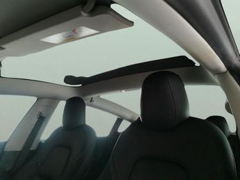Tesla Model 3 Standard Range Plus RWD (241 bhp) - AUTO PARK - LED - REVERSE CA