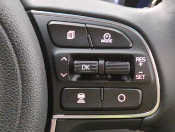 Kia Niro 64kWh 4 (201 bhp) - HEATED STEERING - LANE DEPARTURE  - HEAT PUM