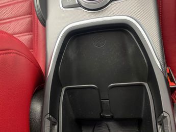 Alfa Romeo Giulia 2.0T Veloce GPF (280 ps) - CARPLAY - NAV - HEATED LEATHER