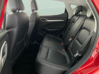 MG MG ZS 44.5kWh Exclusive (143 ps) - CARPLAY - KEYLESS ENTRY - LED