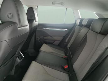 Skoda Enyaq 62kWh 60 (DC120kW) (179 ps) - NAV - WIFI - ELECTRIC SEATS