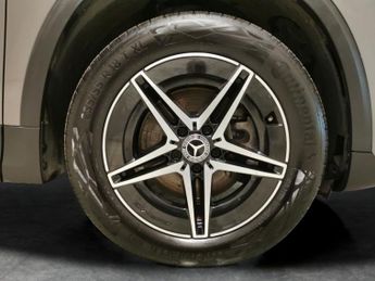 Mercedes-Benz EQA EQA 250 66.5kWh AMG Line (190 ps) - DIGITAL DASH - 18IN ALLOYS