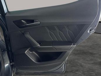 Cupra Formentor 1.4 eHybrid 12.8kWh V2 Plug-in DSG (204 ps) - LED - REVERSE CAM 