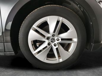 Skoda Enyaq 62kWh 60 (DC120kW) (179 ps) - NAV - WIFI - ELECTRIC SEATS