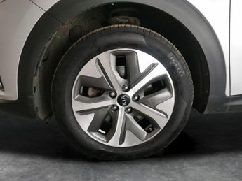 Kia Niro 64kWh 4 (201 bhp) - HEATED STEERING - LANE DEPARTURE  - HEAT PUM