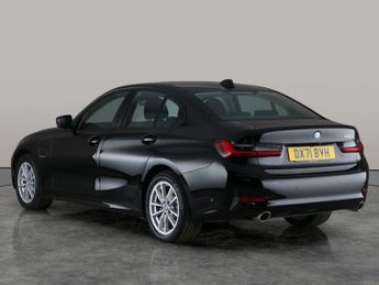 BMW 3 Series 2.0 330e 12kWh SE Pro Plug-in (292 ps) - AUTO PARK - NAV - ACOUS