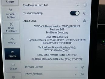 Ford Mustang Mach-e Standard Range 70kWh Automatic AWD (269 ps) - CARPLAY - B&O AUDI