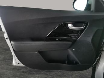 Kia Niro 64kWh 4 (201 bhp) - HEATED STEERING - LANE DEPARTURE  - HEAT PUM