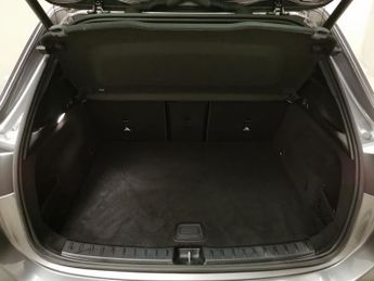 Mercedes-Benz EQA EQA 250 66.5kWh AMG Line (190 ps) - DIGITAL DASH - 18IN ALLOYS