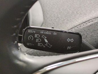 Skoda Enyaq 62kWh 60 (DC120kW) (179 ps) - NAV - WIFI - ELECTRIC SEATS