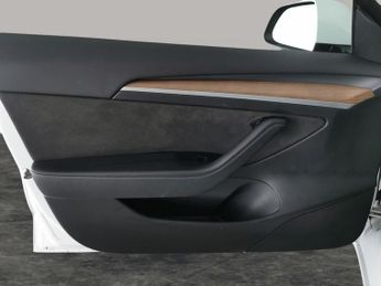 Tesla Model 3 Standard Range Plus RWD (241 bhp) - AUTO PARK - LED - REVERSE CA