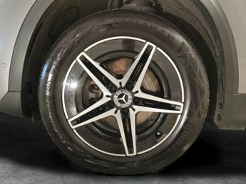 Mercedes-Benz EQA EQA 250 66.5kWh AMG Line (190 ps) - DIGITAL DASH - 18IN ALLOYS