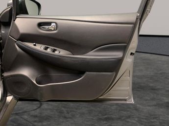 Nissan Leaf 39kWh Acenta (150 ps) - LANE DEPARTURE  - BLUETOOTH - CLIMATE CO