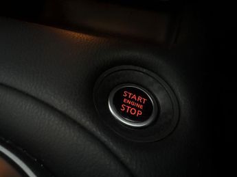 Nissan Juke 1.0 DIG-T N-Connecta DCT (114 ps) - INTELLIGENT LANE INTERVENTIO