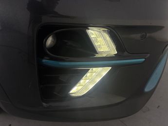 Kia Niro 64kWh 3 (201 bhp) - NAV - HEATED LEATHER - HEATED STEERING