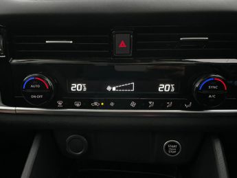 Nissan Qashqai 1.3 DIG-T MHEV Acenta Premium XTRON (158 ps) - REVERSE CAM