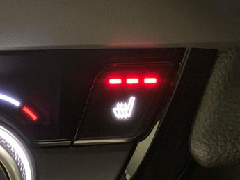 Honda Jazz 1.5 h i-MMD EX eCVT (109 ps) - HEATED SEATS - HEATED STEERING