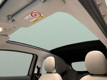 Fiat 500e C 42kWh La Prima Convertible (118 ps) - CARPLAY - LED - HEATED SEA