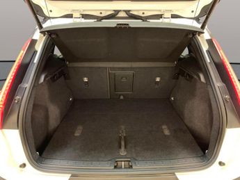 Volvo XC40 Recharge Twin 78kWh Ultimate AWD (408 ps) - ADAPT CRUISE - CARPL