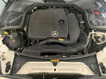 Mercedes-Benz C Class 2.0 C300 AMG Line (Premium) Coupe G-Tronic+ (258 ps) - 18IN ALLO
