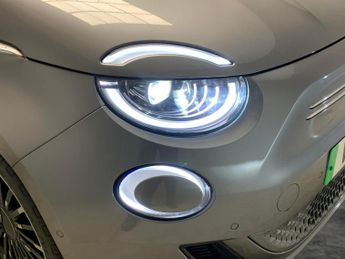 Fiat 500e C 42kWh La Prima Convertible (118 ps) - CARPLAY - LED - HEATED SEA