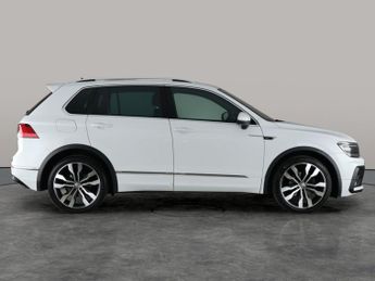 Volkswagen Tiguan 2.0 TDI R-Line DSG 4Motion (150 ps) - ACTIVE INFO DISPLAY - 20IN