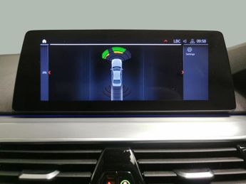 BMW 5 Series 2.0 520d SE (190 ps) - BMW LIVE COCKPIT PROFESSIONAL - PERFORMAN